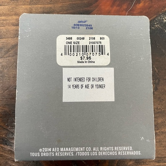 Aerie Bobby Pins - Picture 2 of 2